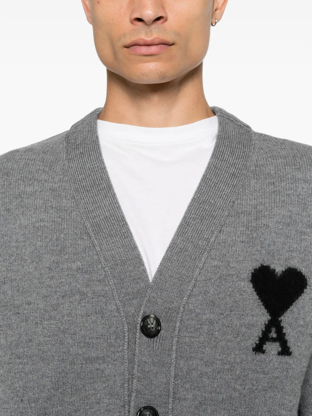V NECK CARDIGAN WITH CONTRASTED AMI DE COEUR