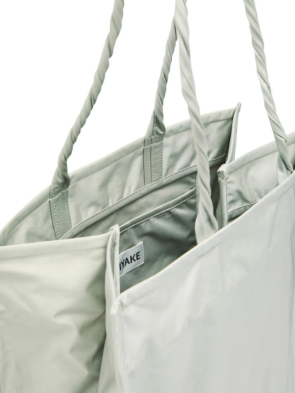 ISSEY MIYAKE-CRUMPLABLE-