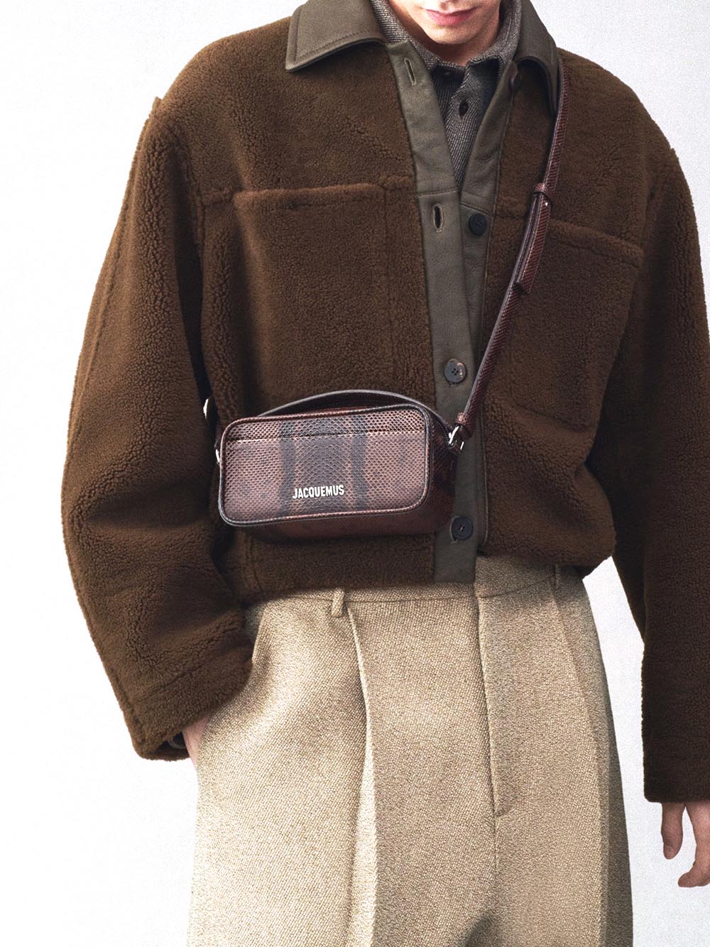 JACQUEMUS-LE BANETO-