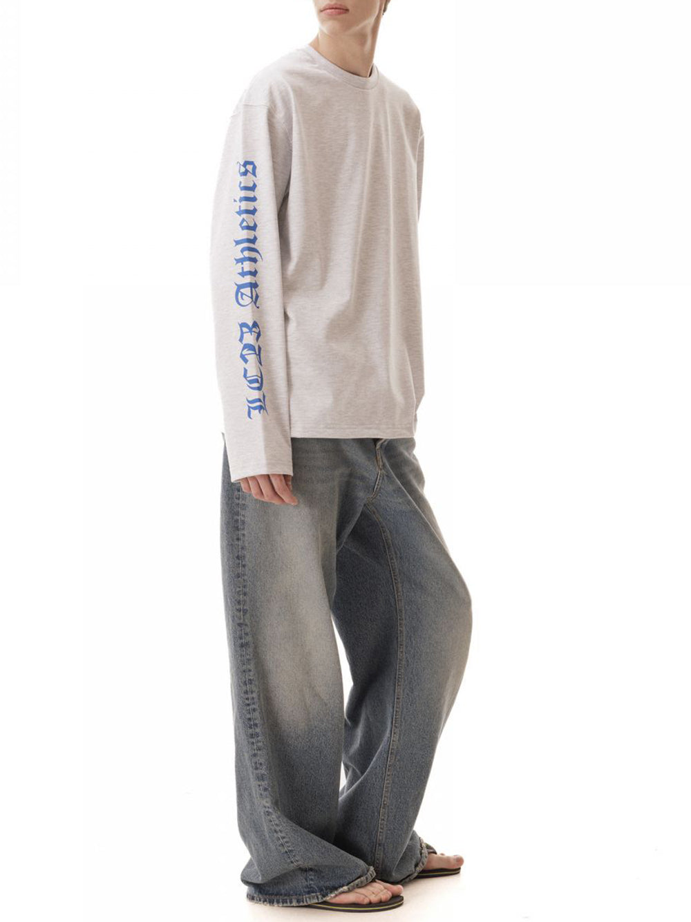 LC23-GOTHIC LONGSLEEVE T-SHIRT-