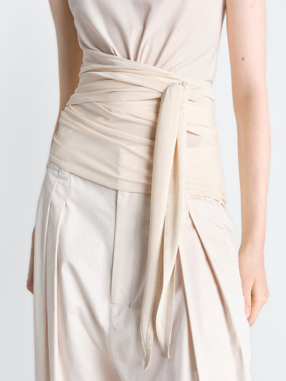 LEMAIRE-SLEEVELESS WRAP TOP-