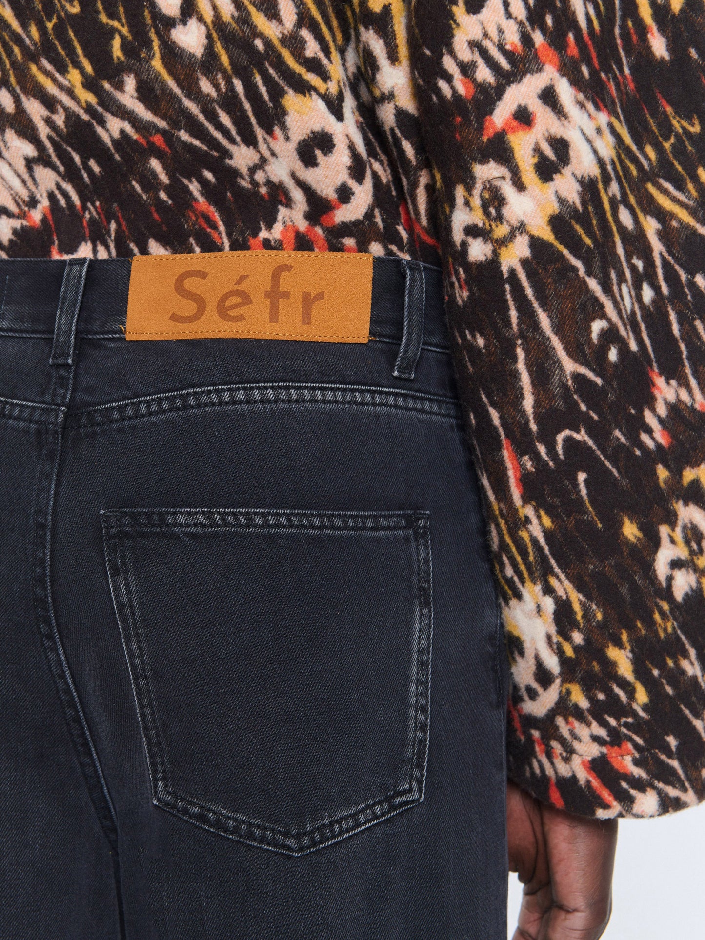 SEFR-WIDE CUT JEANS-