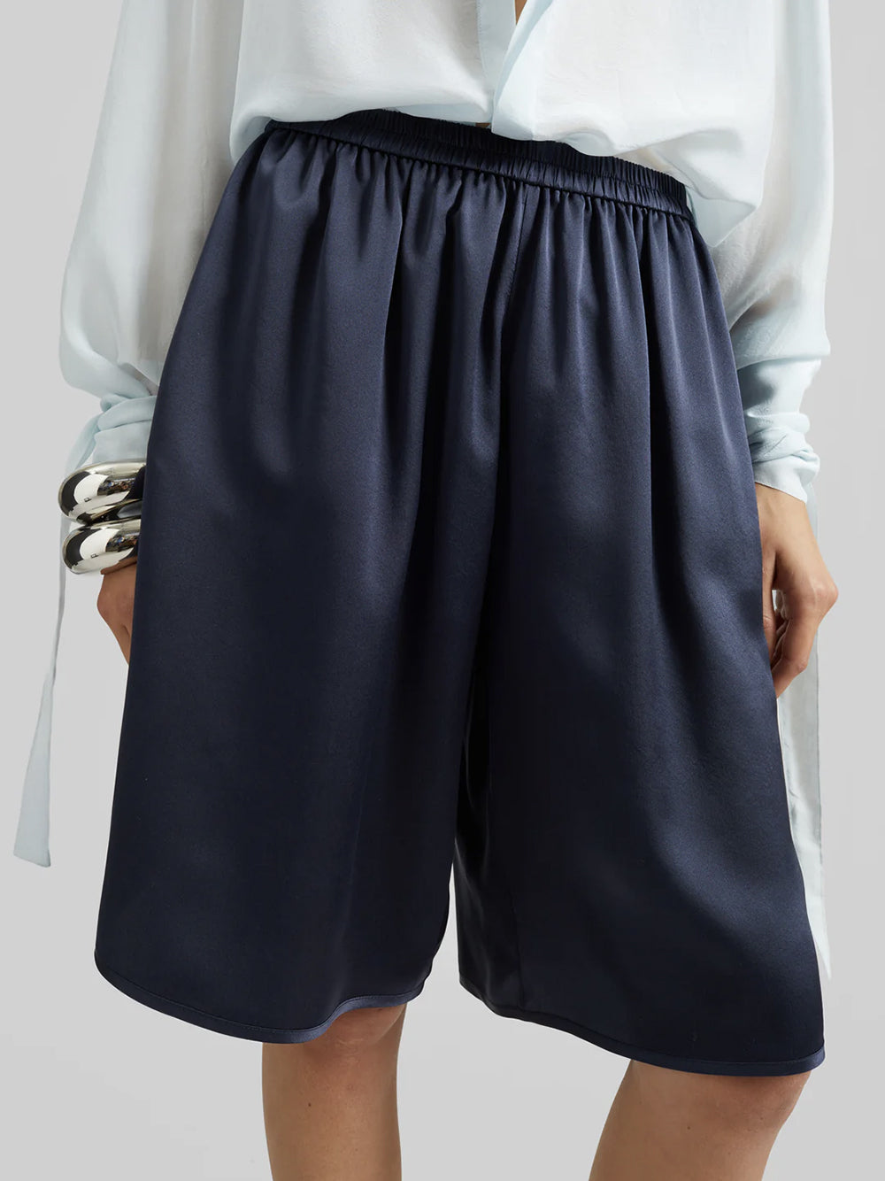 THE FRANKIE SHOP-NELIS SATIN BERMUDA SHORTS-