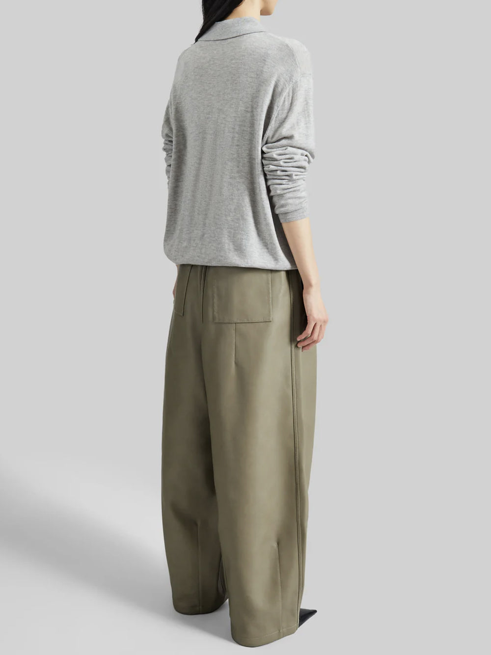 THE FRANKIE SHOP-TALA KNIT V-NECK-