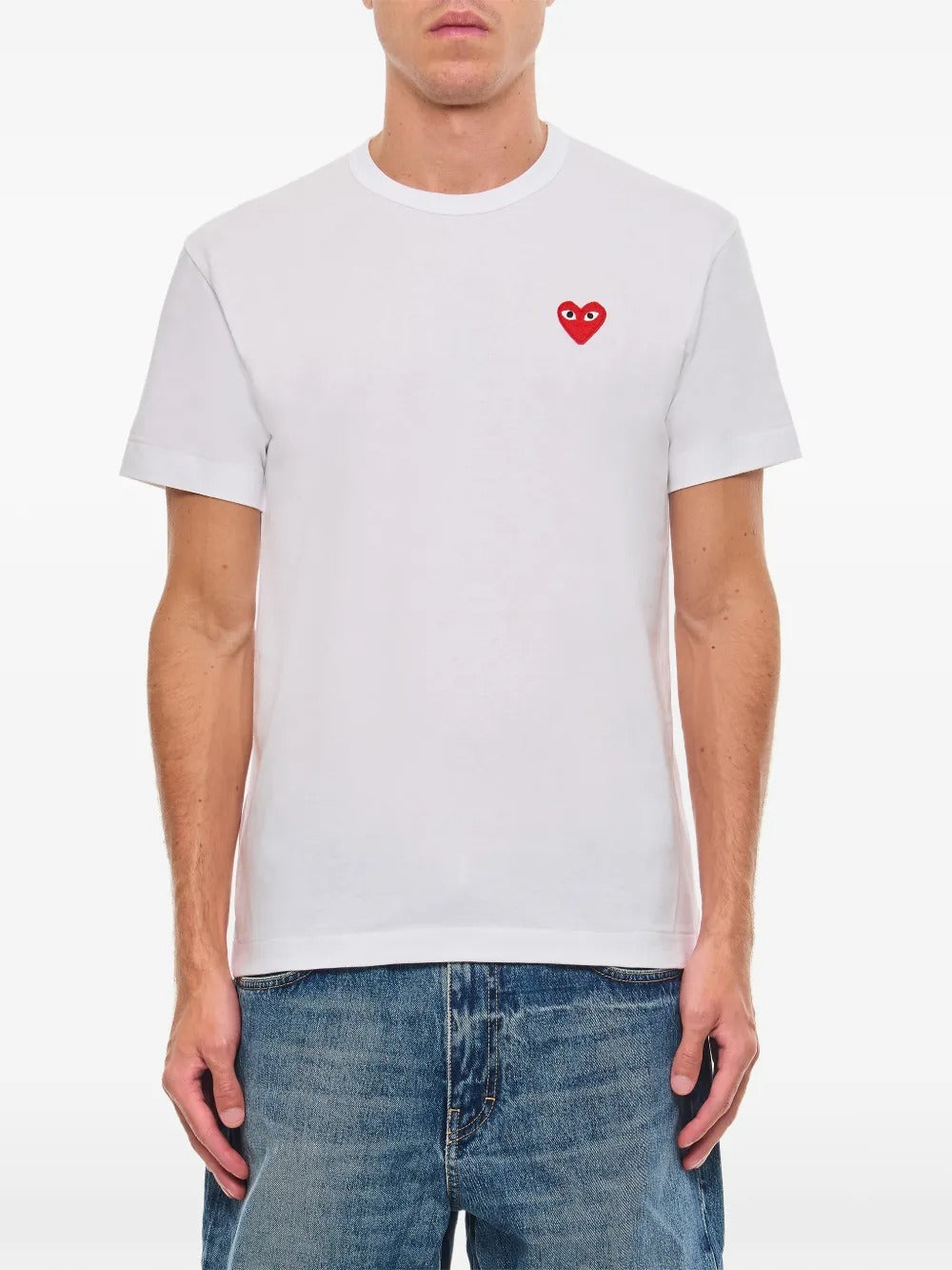 T-shirt with heart applique