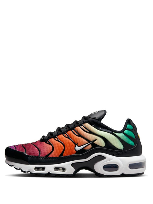 W AIR MAX PLUS