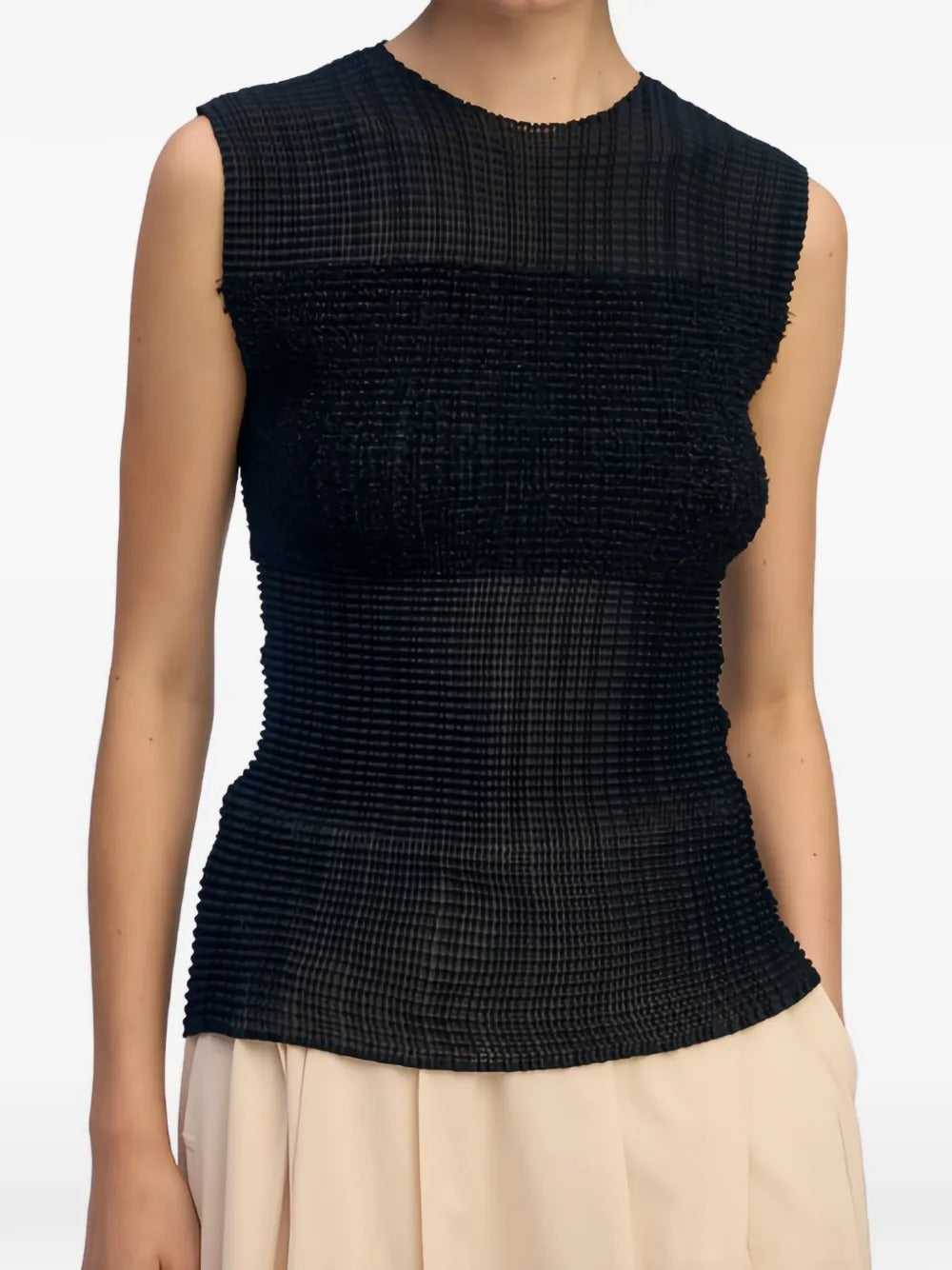 SHEER FUZZY PLEATS