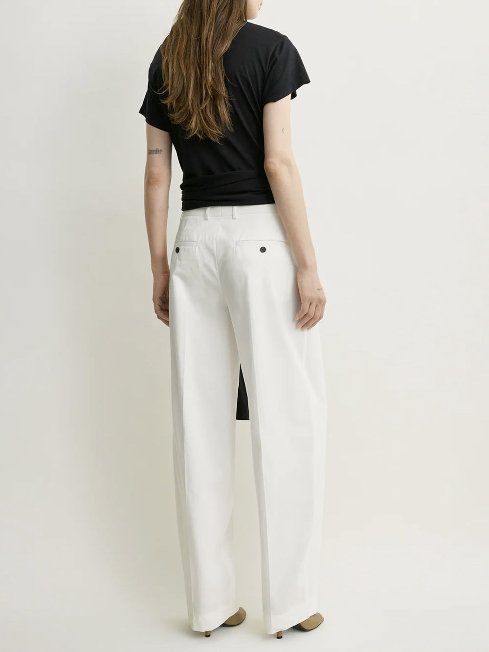 Single pleat cotton trousers