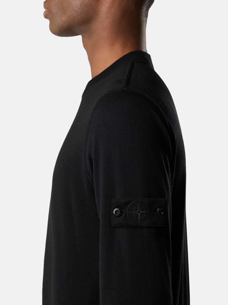 crew neck sweater with ribbed edges
