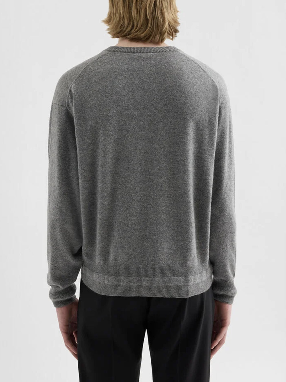 Cashmere V-neck sweater