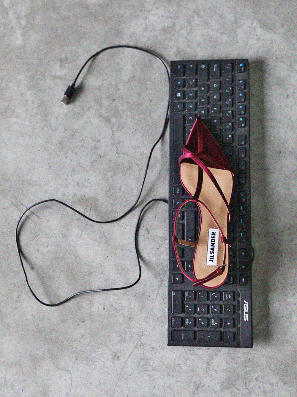 BACK TO OFFICE: THE STYLE GUIDE