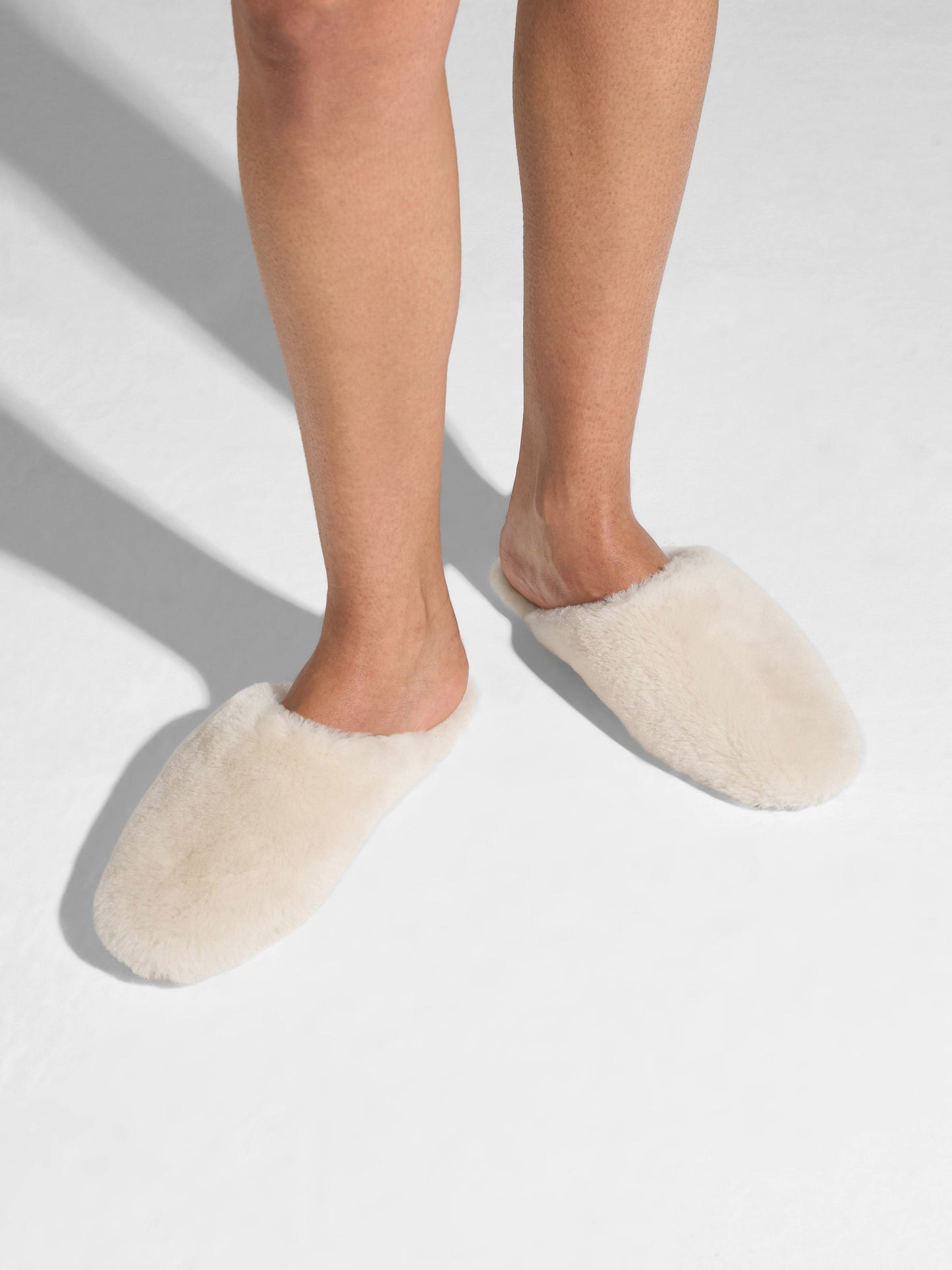 AEYDE-REGA SHEARLING CREAMY-