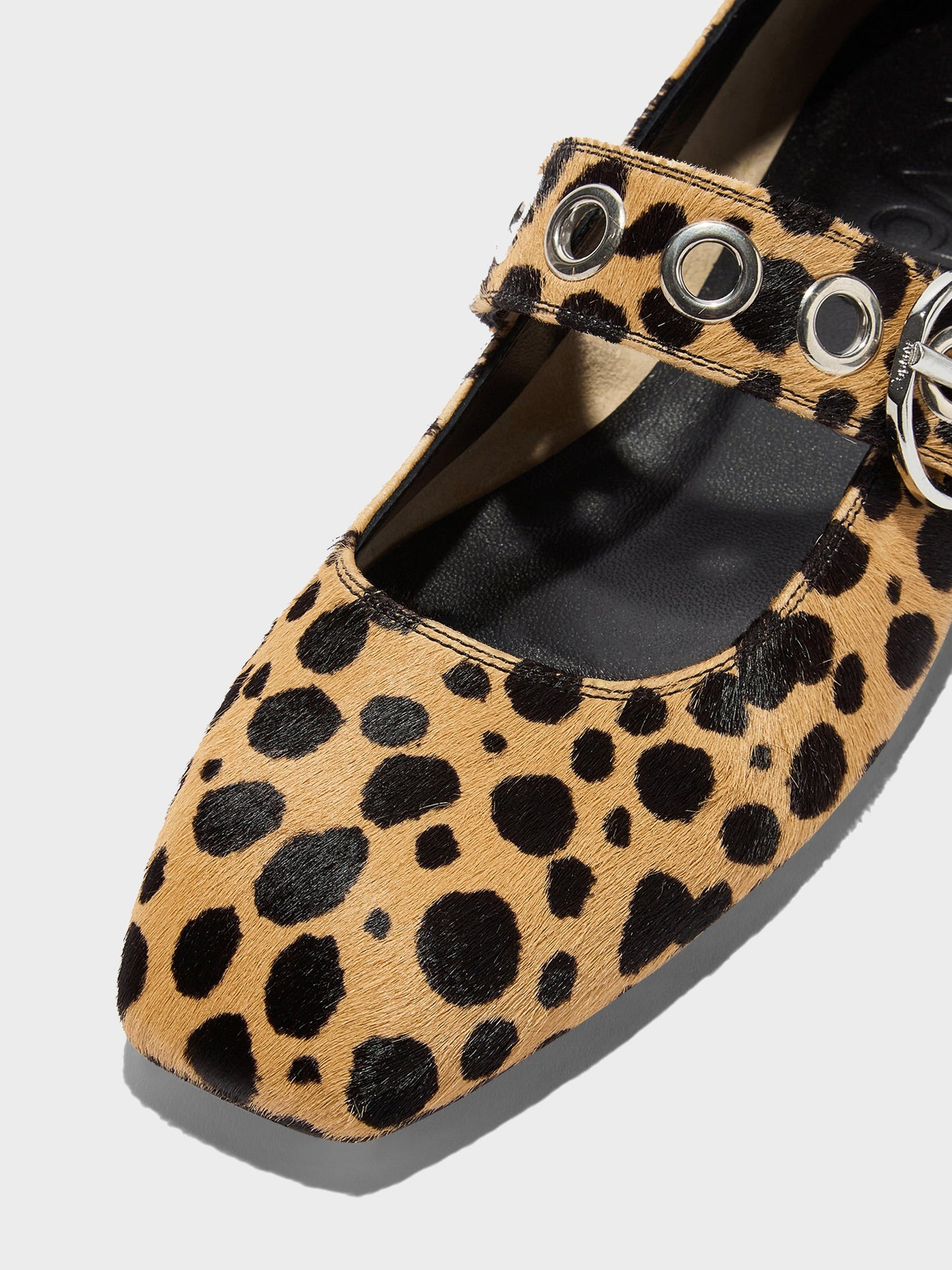 AEYDE-UMA EYELET LEO PRINT PONYHAIR BEIGE/BLACK-