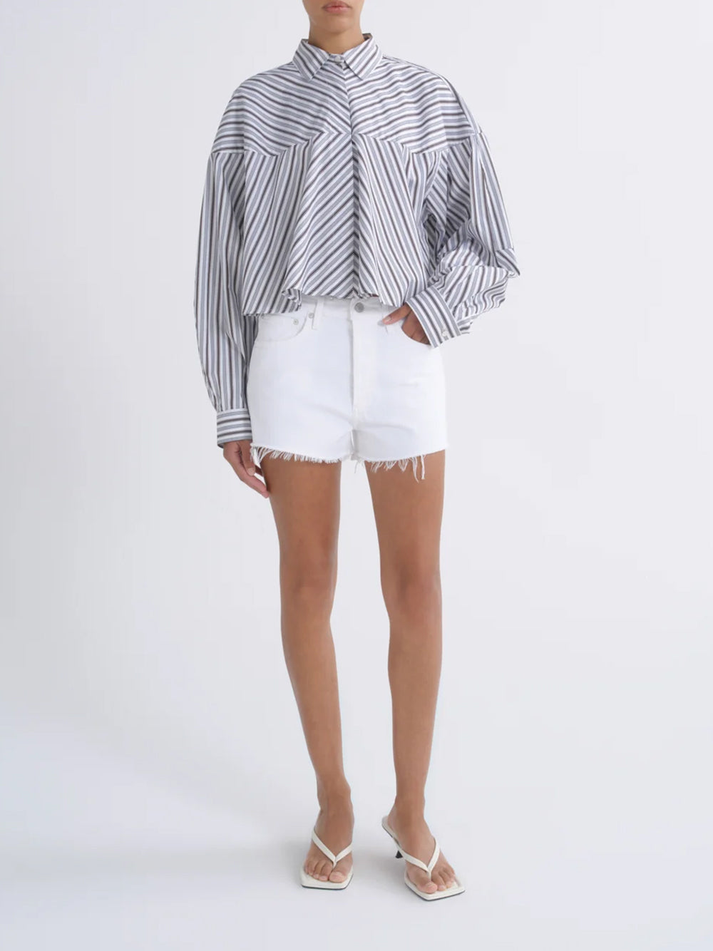 AGOLDE-parker short in marshmallow-