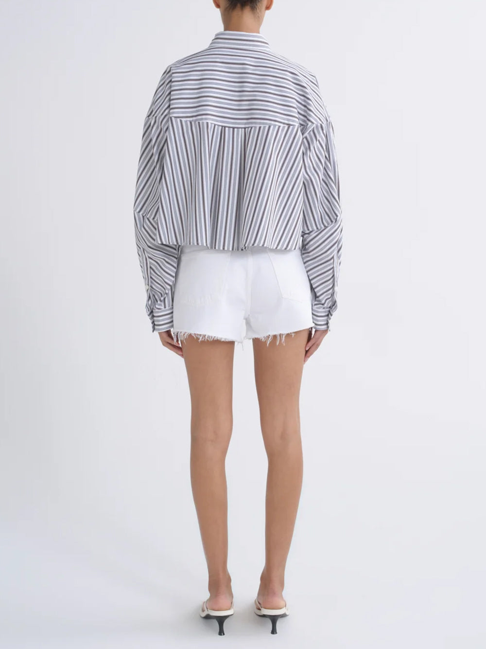 AGOLDE-parker short in marshmallow-