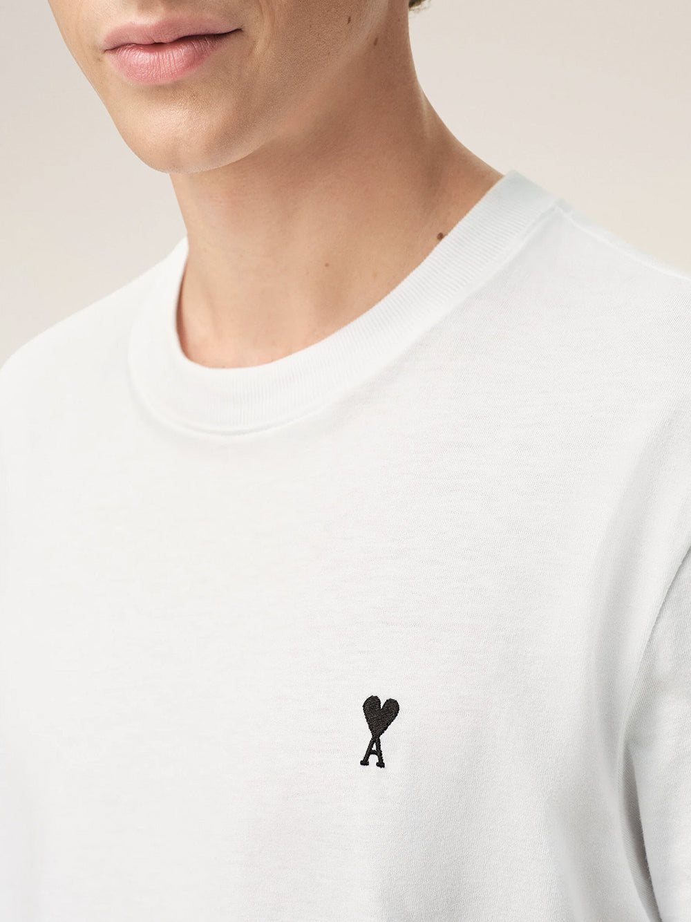 AMI PARIS-CONTRASTED ADC TSHIRT-HTS346 724 100 – Dope