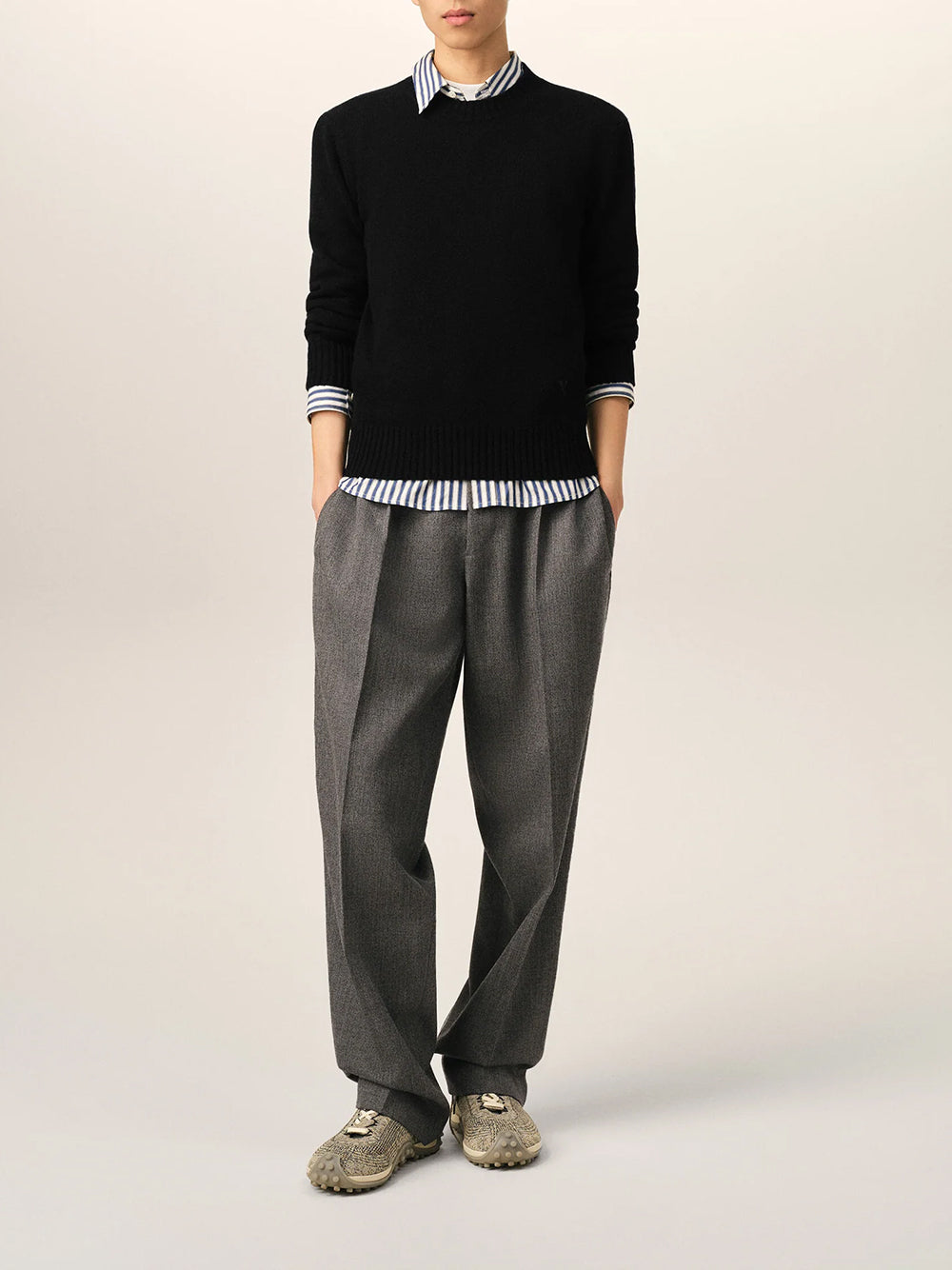 AMI PARIS-CREWNECK SWEATER WITH TONAL AMI DE COEUR-