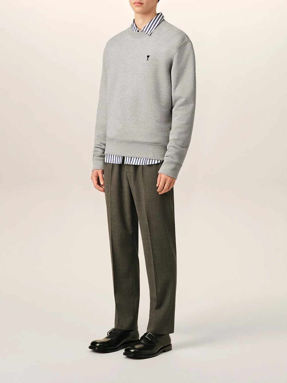 AMI PARIS-SWEATSHIRT WITH CONTRASTED AMI DE COEUR-
