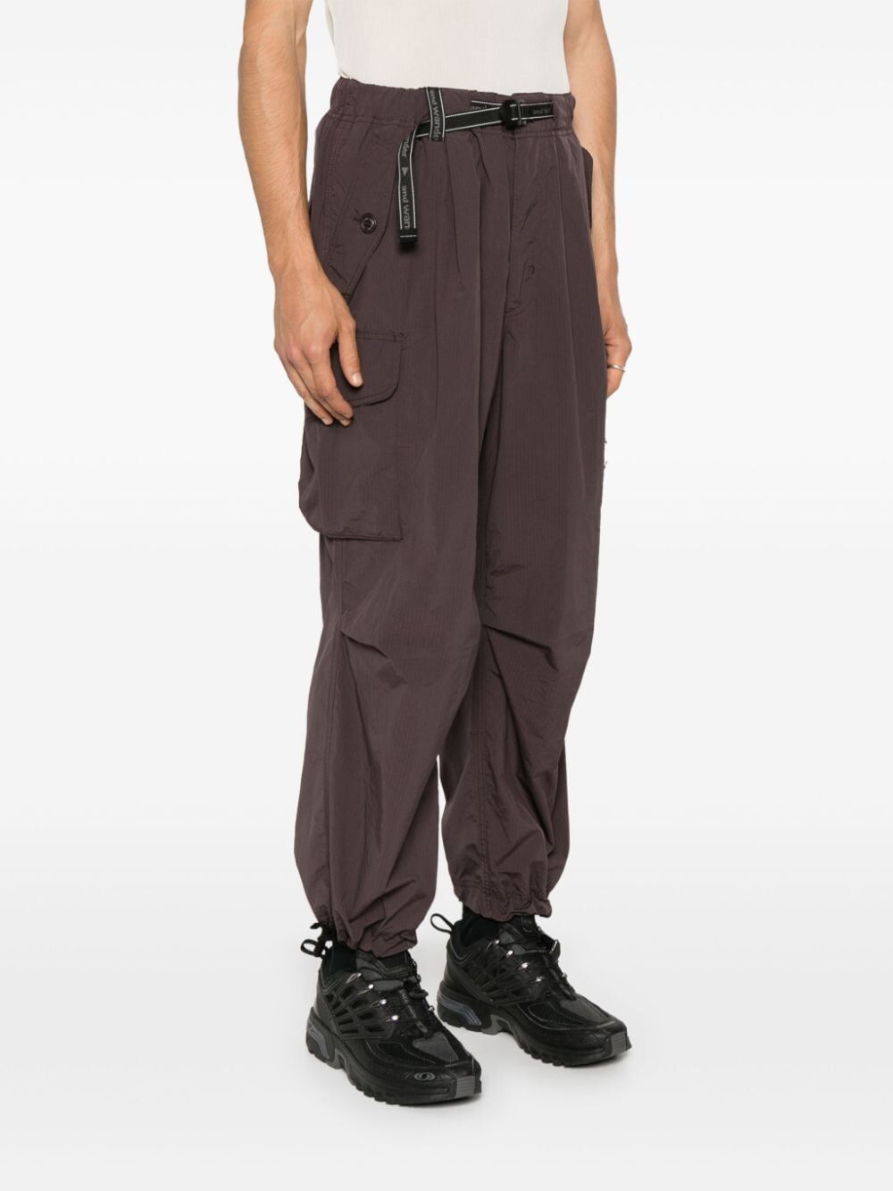 AND WANDER-82 oversized cargo pants-5743282083 050 – Dope