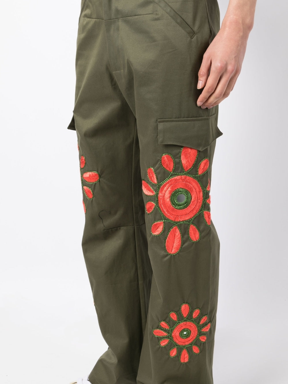 BLUEMARBLE-CARGO PANTS KHAKI WITH FLOWERS EMBROIDERIES-PA43 TW16A23 KAKHI