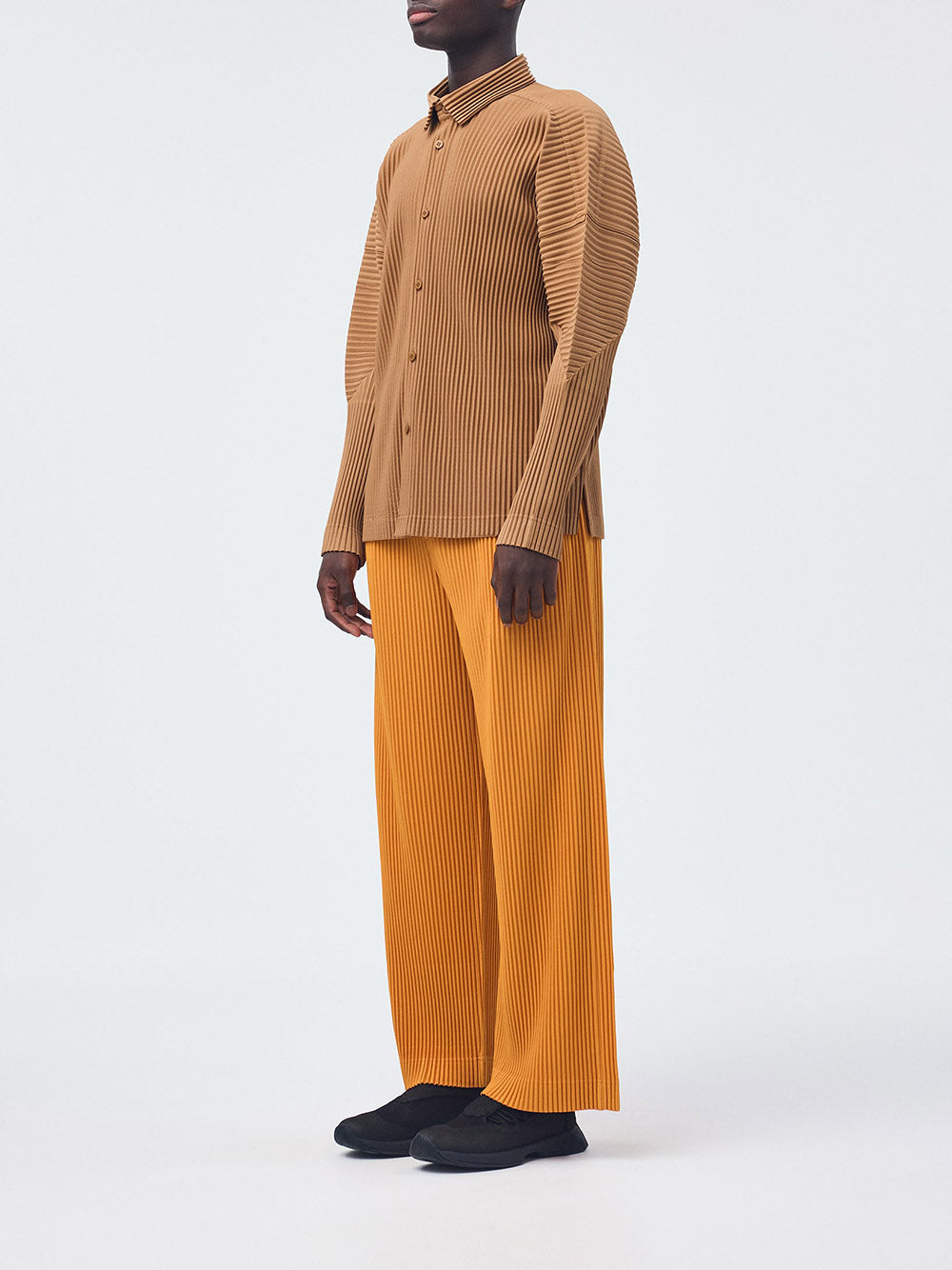 HOMME PLISSÉ ISSEY MIYAKE-MONTHLY COLORS : OCTOBER-