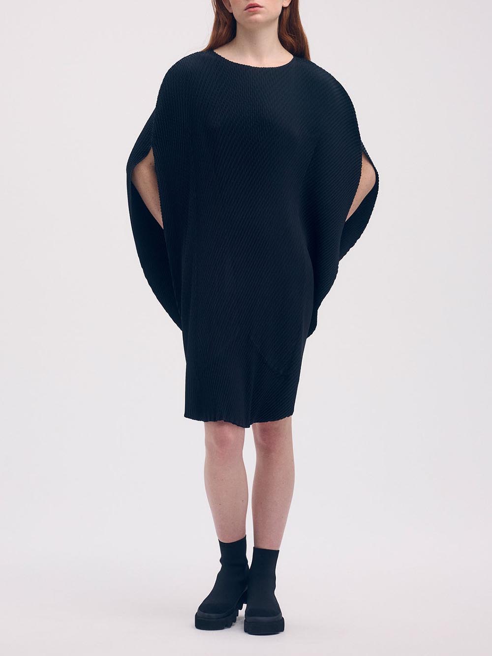 ISSEY MIYAKE-ORBICULAR PLEATS-