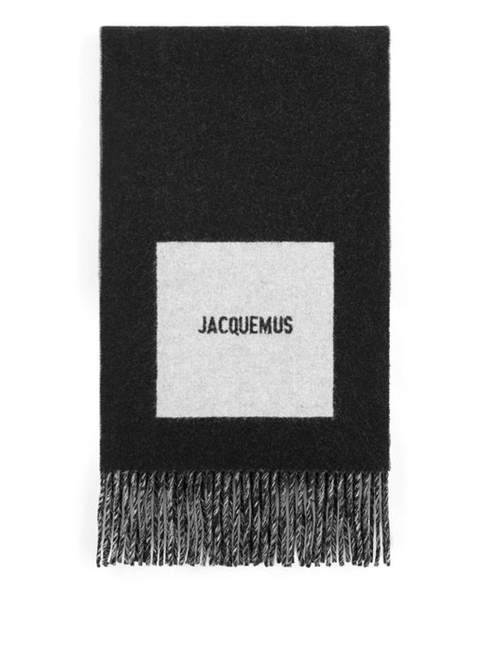 JACQUEMUS-L ECHARPE ROND CARRE-