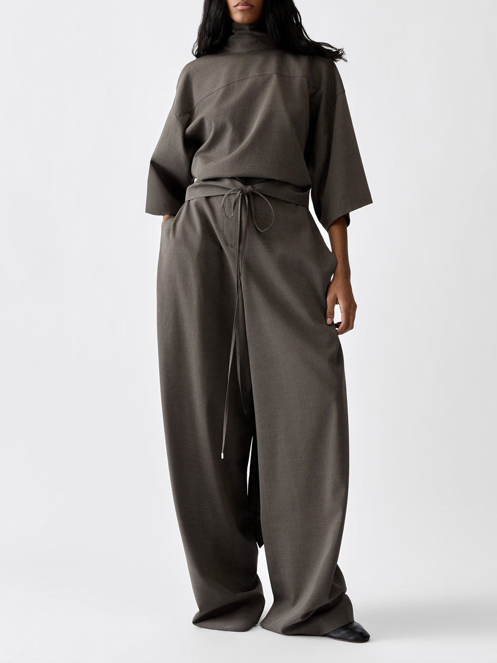 JACQUEMUS-LA BLOUSE HAVANA-
