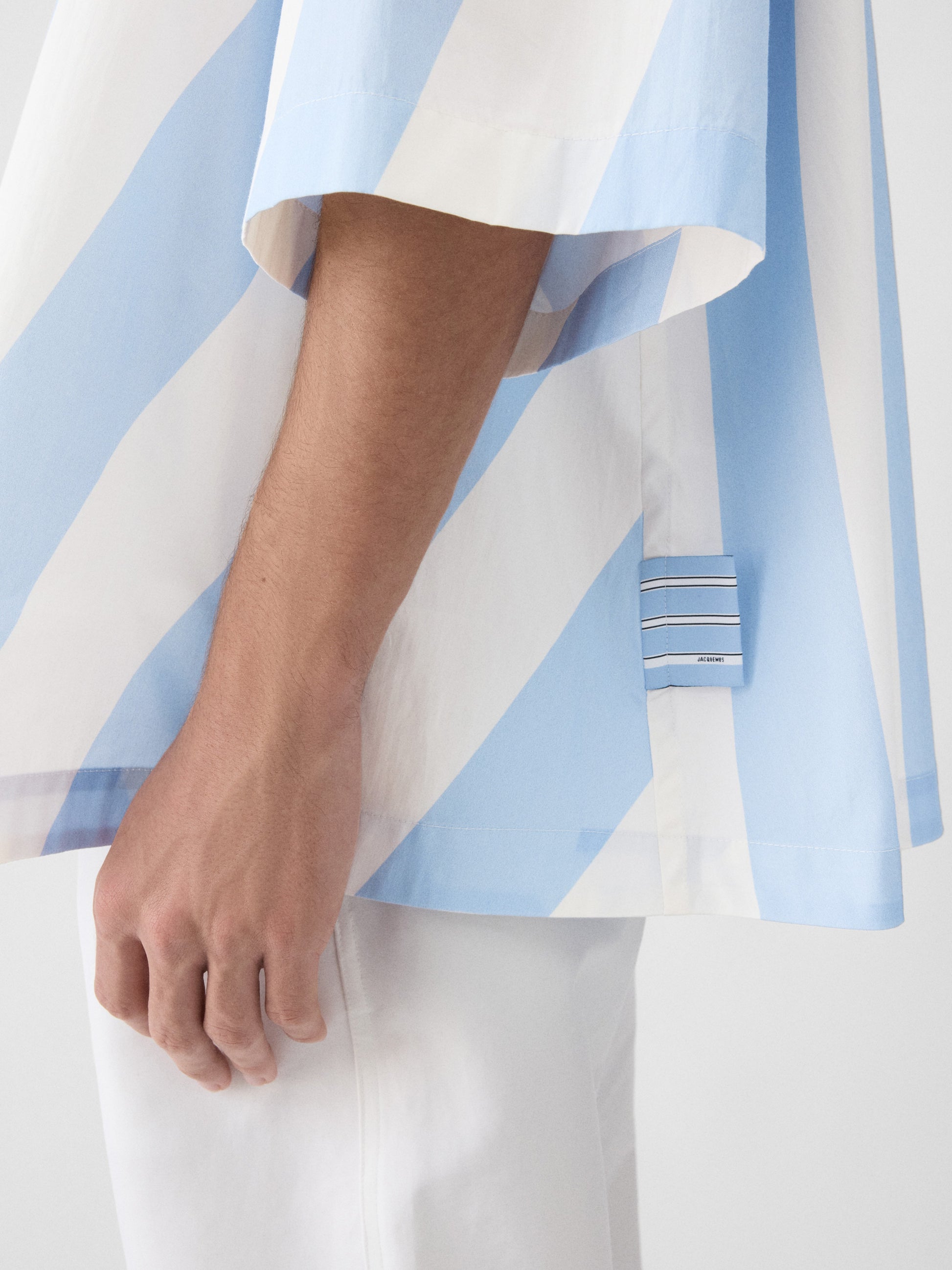 JACQUEMUS-LA CHEMISE TRIANGLE-