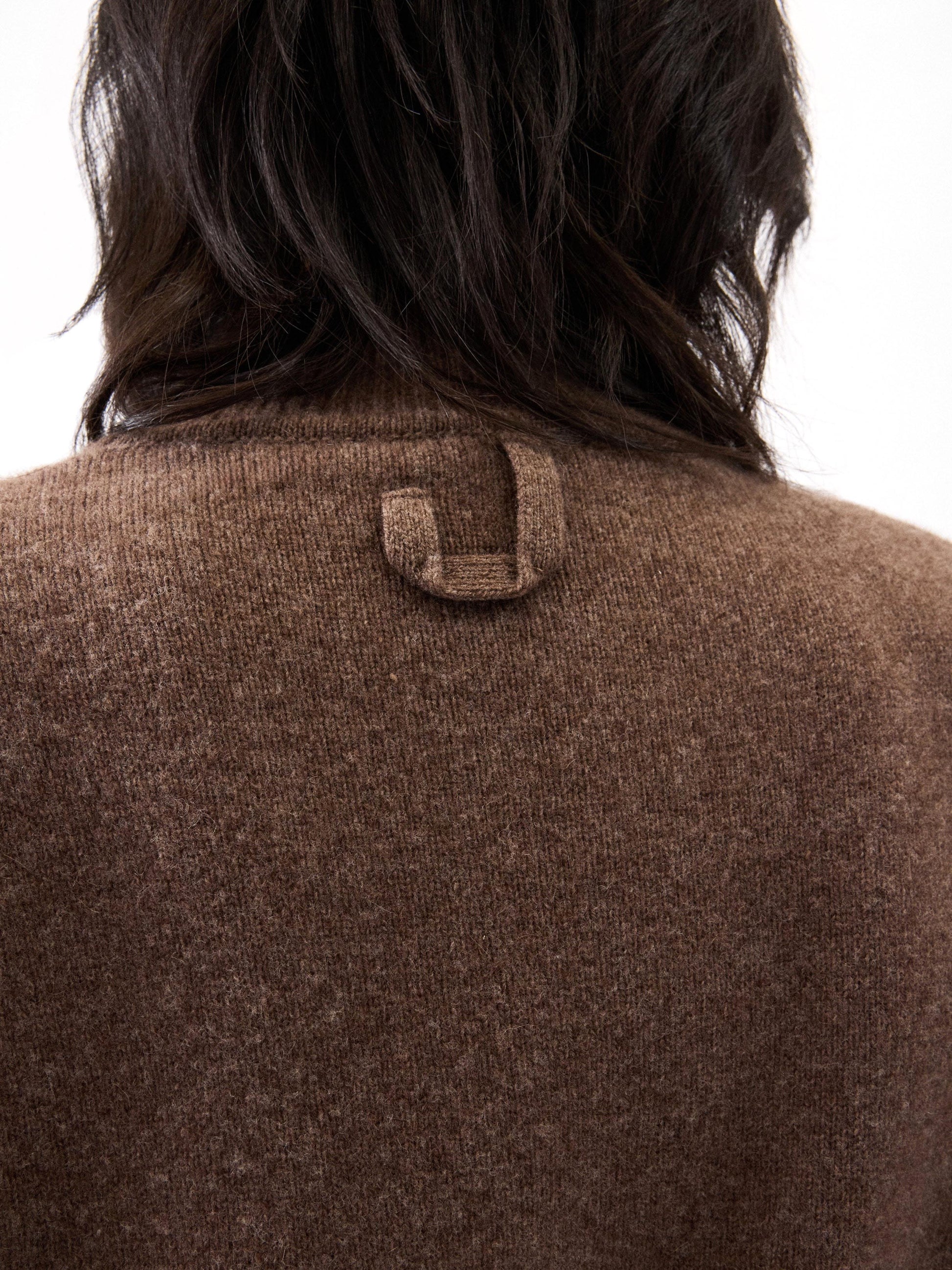 JACQUEMUS-LA MAILLE CASTAGNA-