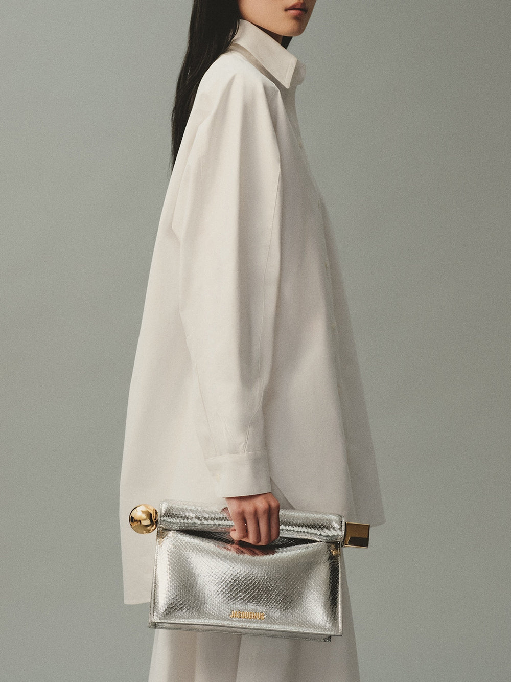 LA POCHETTE ROND CARRE