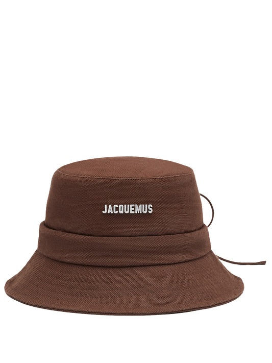 JACQUEMUS-LE BOB GADJO-