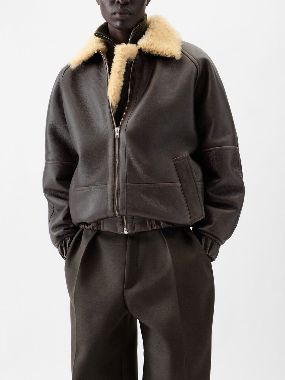 JACQUEMUS-LE BOMBARDIER-