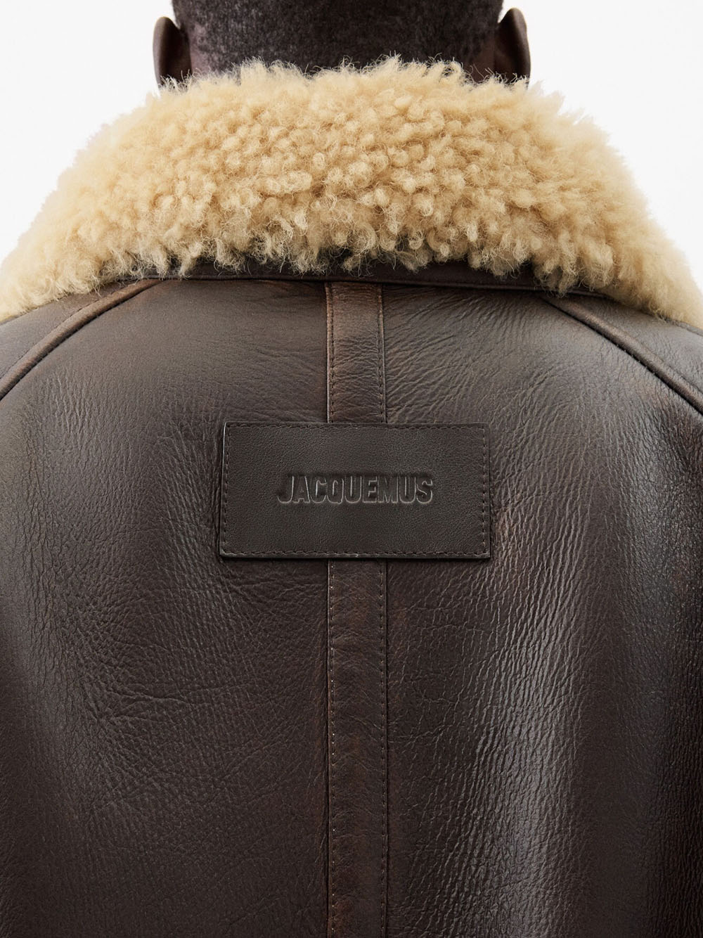 JACQUEMUS-LE BOMBARDIER-