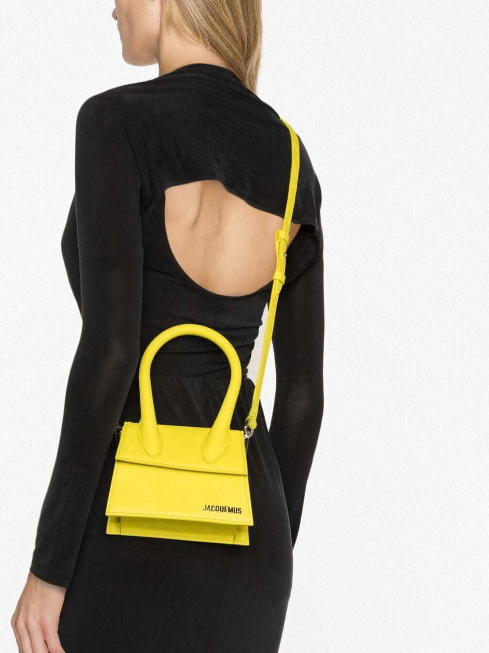 JACQUEMUS-LE CHIQUITO MOYEN-213BA0023121 240