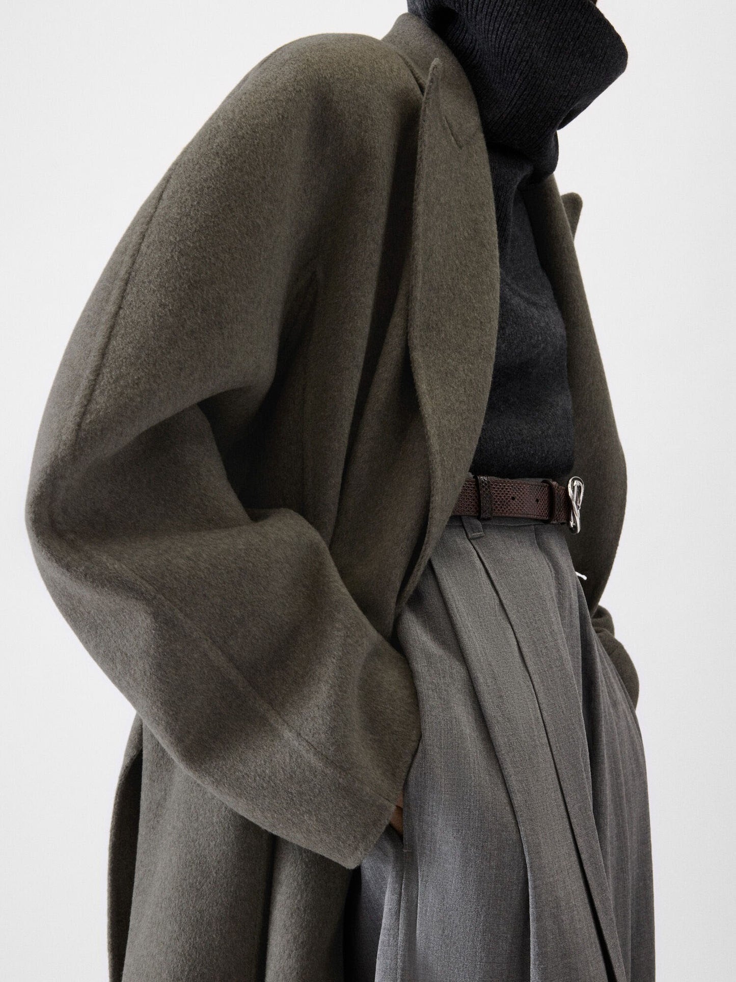 JACQUEMUS-LE MANTEAU D`HOMME CURVIO-