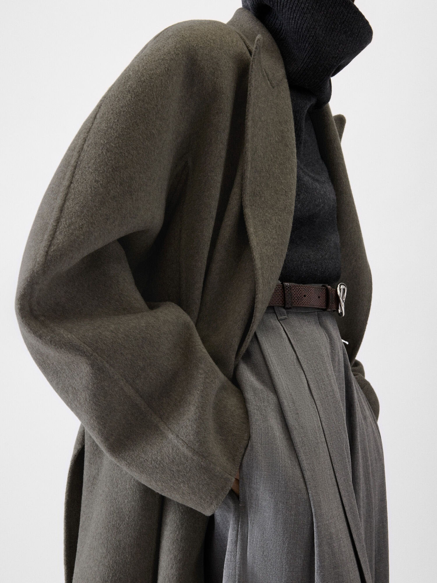JACQUEMUS-LE MANTEAU D`HOMME CURVIO-