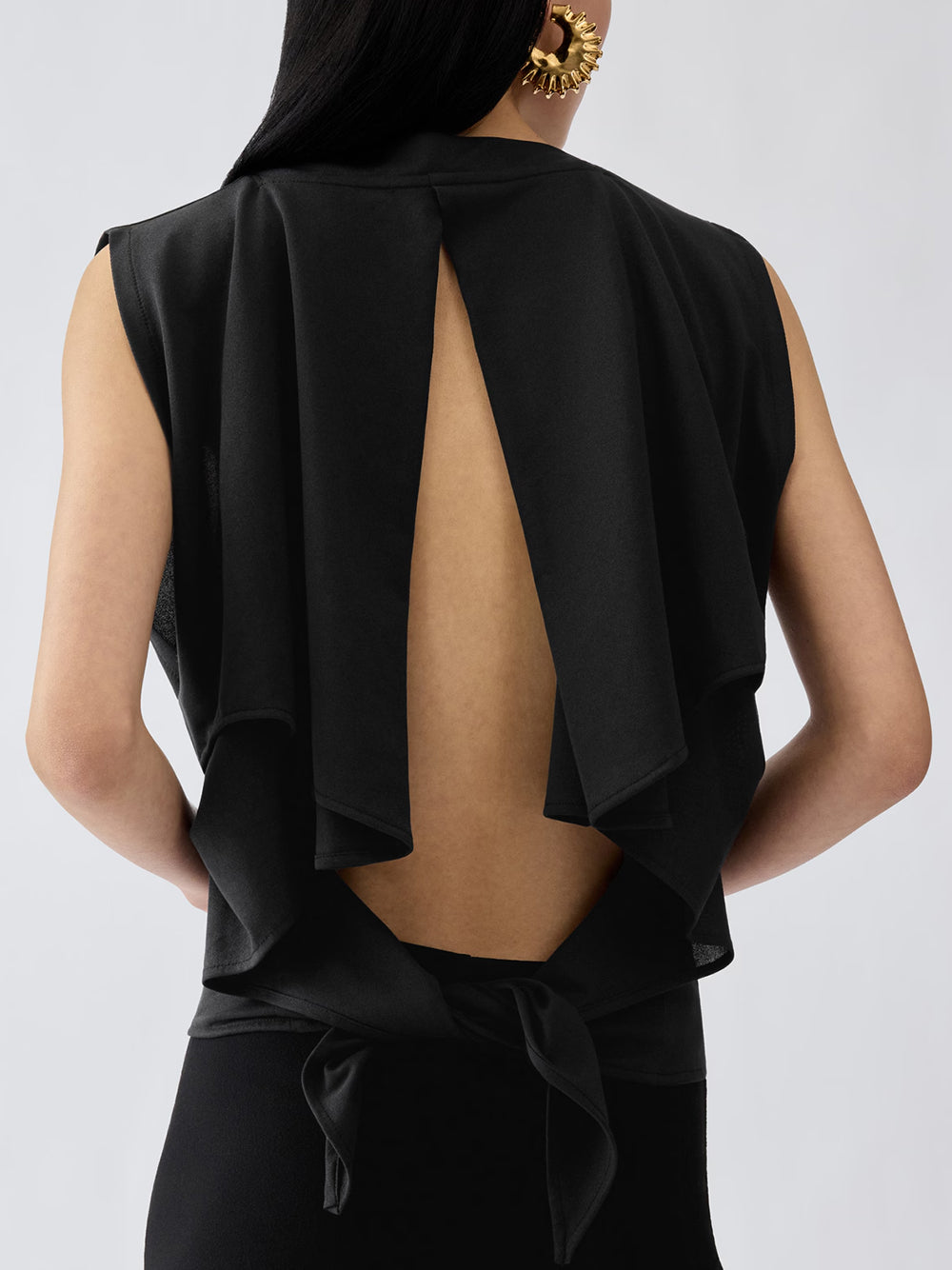 JACQUEMUS-LE MARCEL MOISSON-