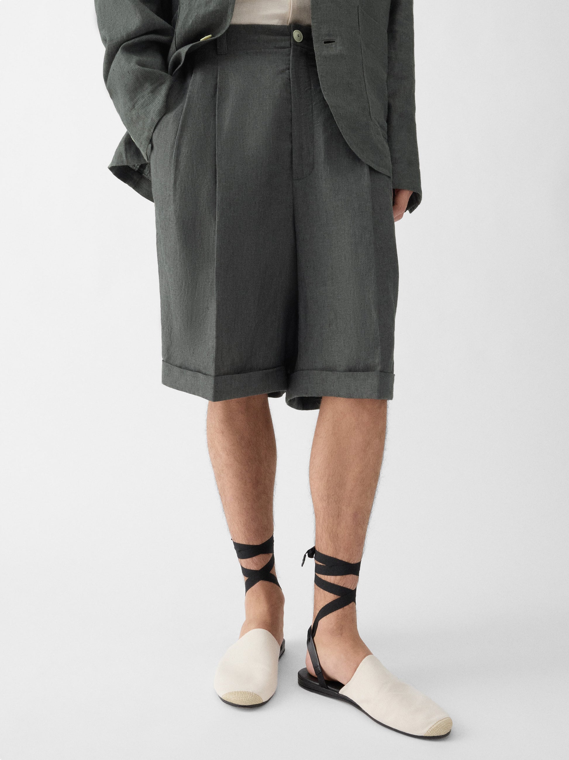 JACQUEMUS-LE SHORT PASTRO-