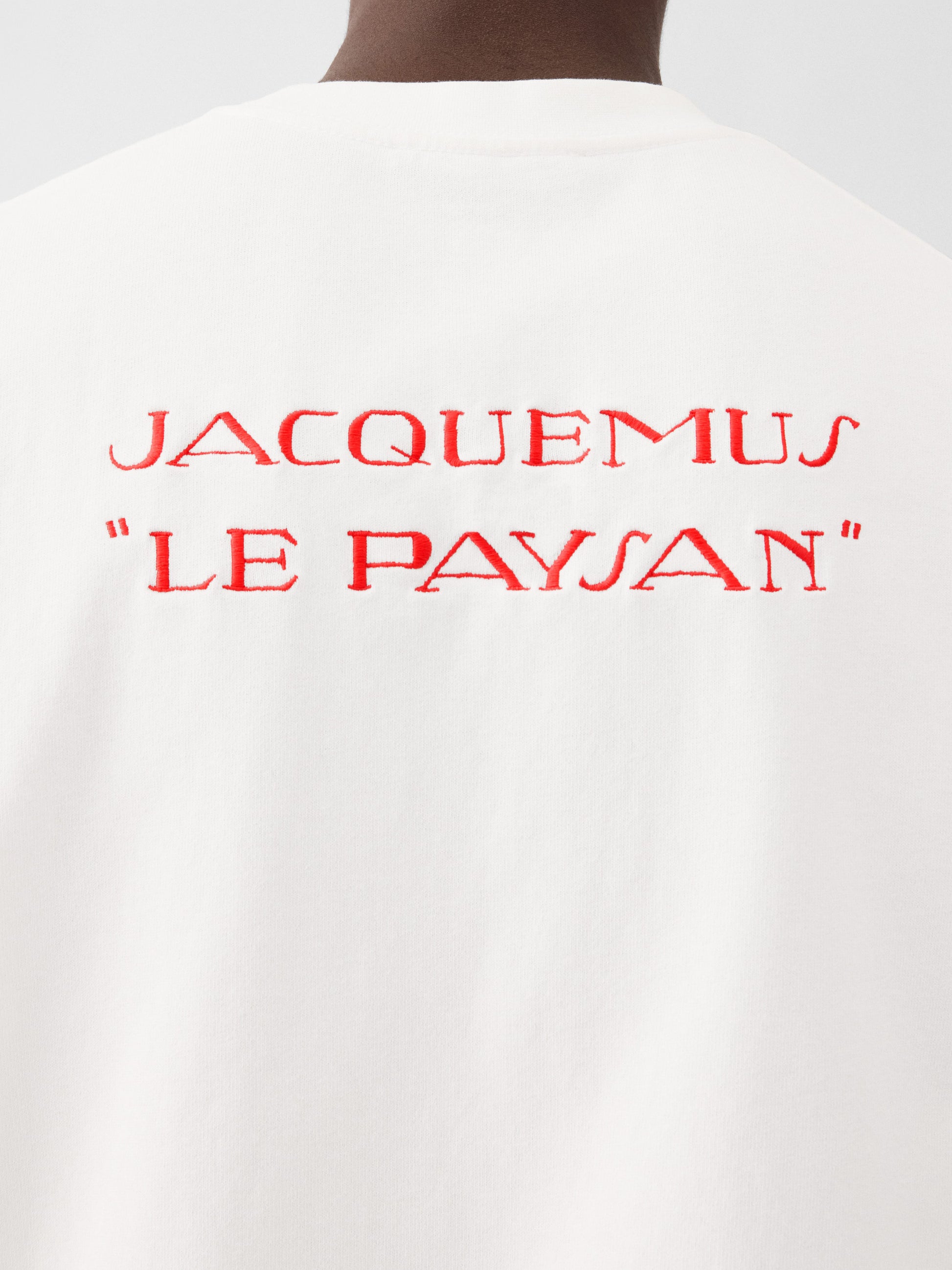 JACQUEMUS-LE TSHIRT DE COLLECTION-
