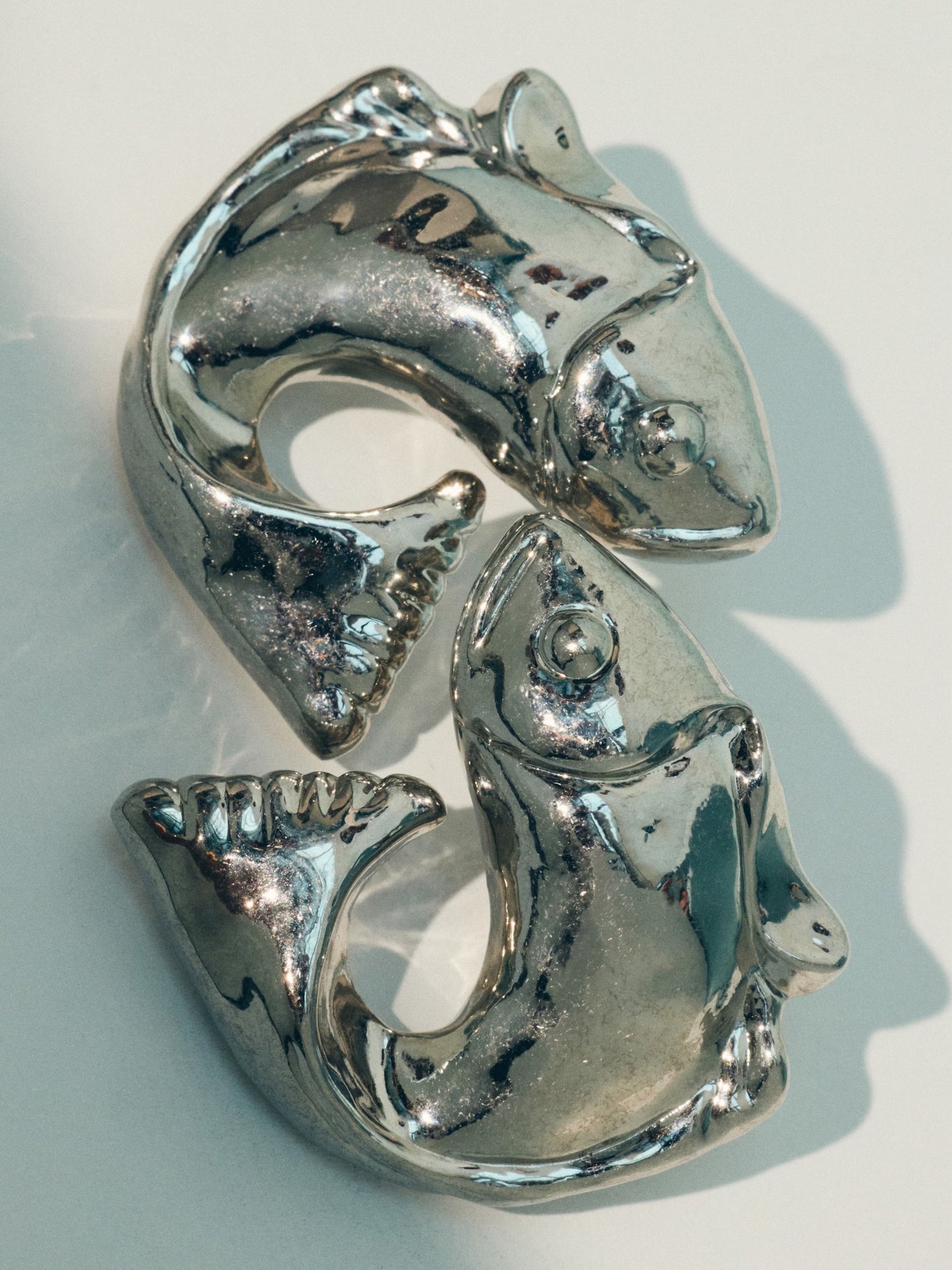 JACQUEMUS-LES BOUCLES POISSON-