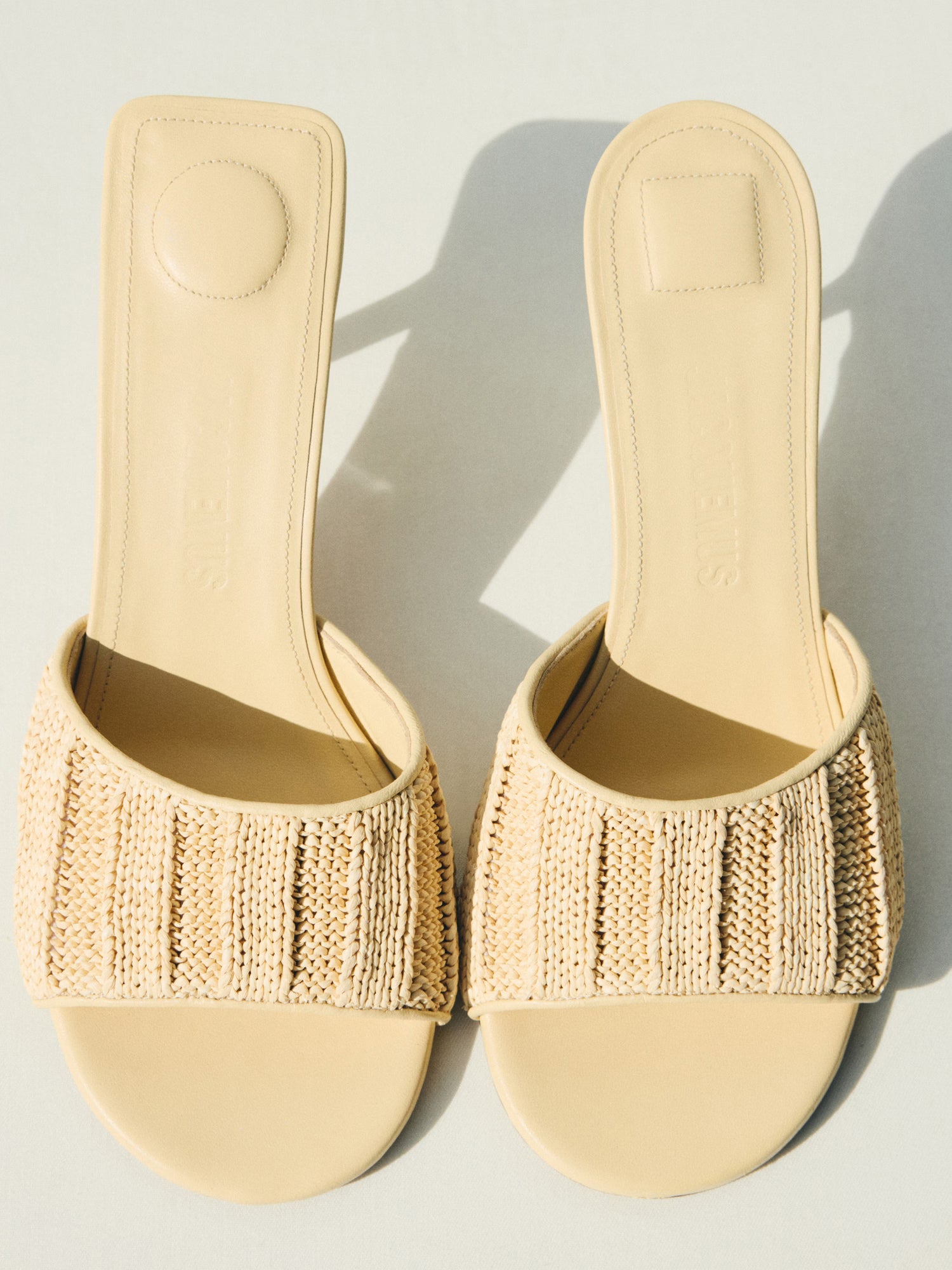 JACQUEMUS-LES MULES CUBISTO-