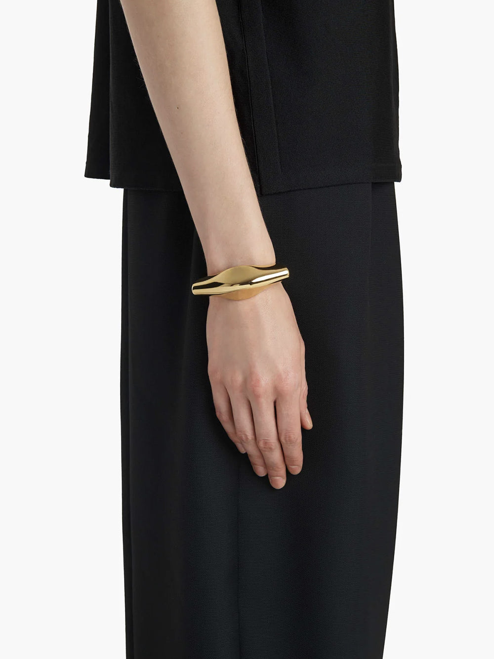 KHAITE-LOTUS CUFF - GOLD-