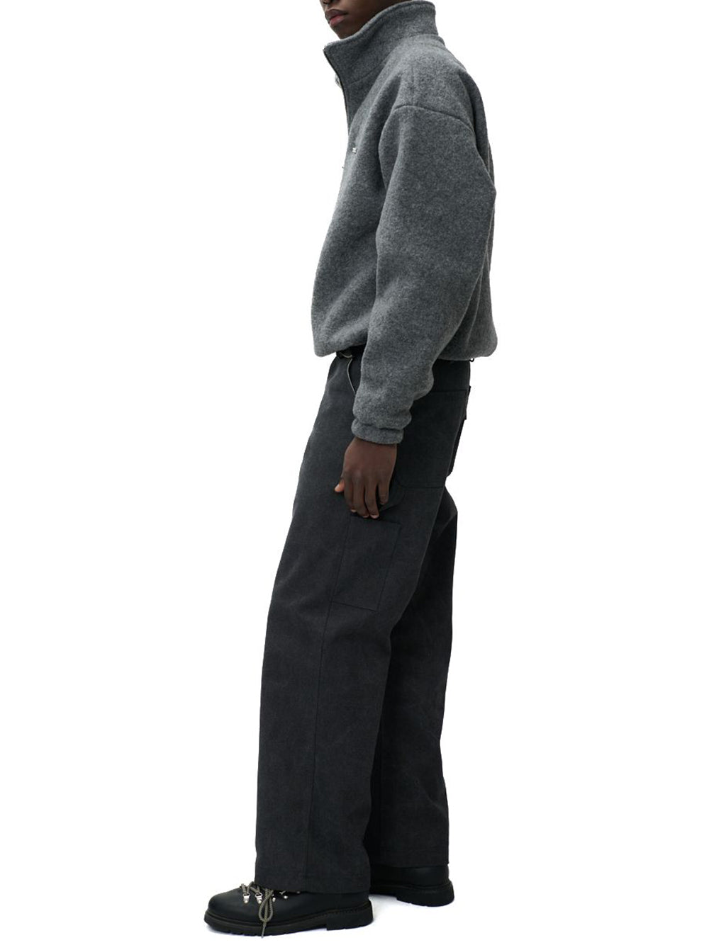 HALF ZIP SWEATER