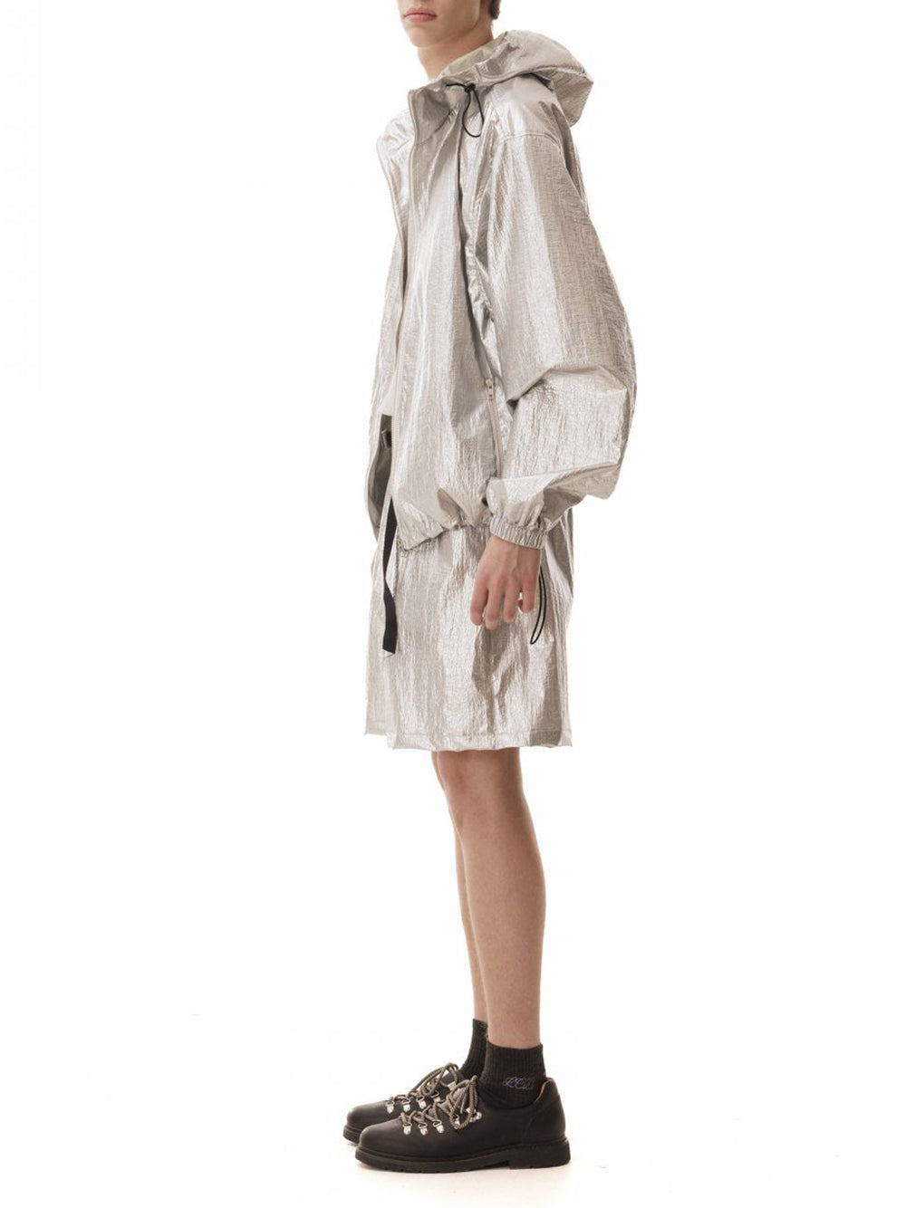LC23-SILVER SHORTS-