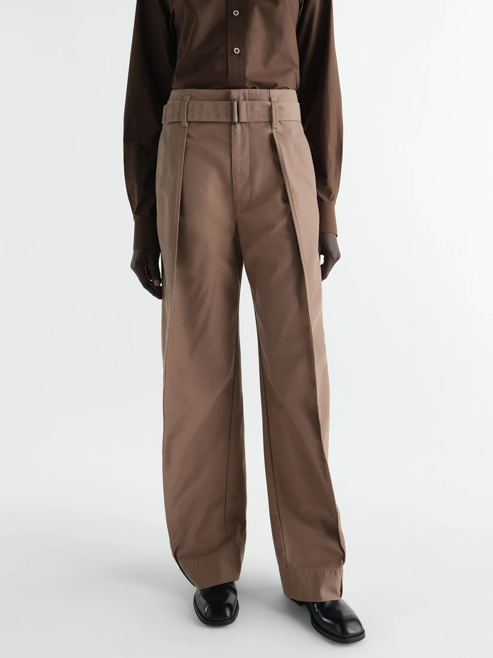 CURVED PANTS