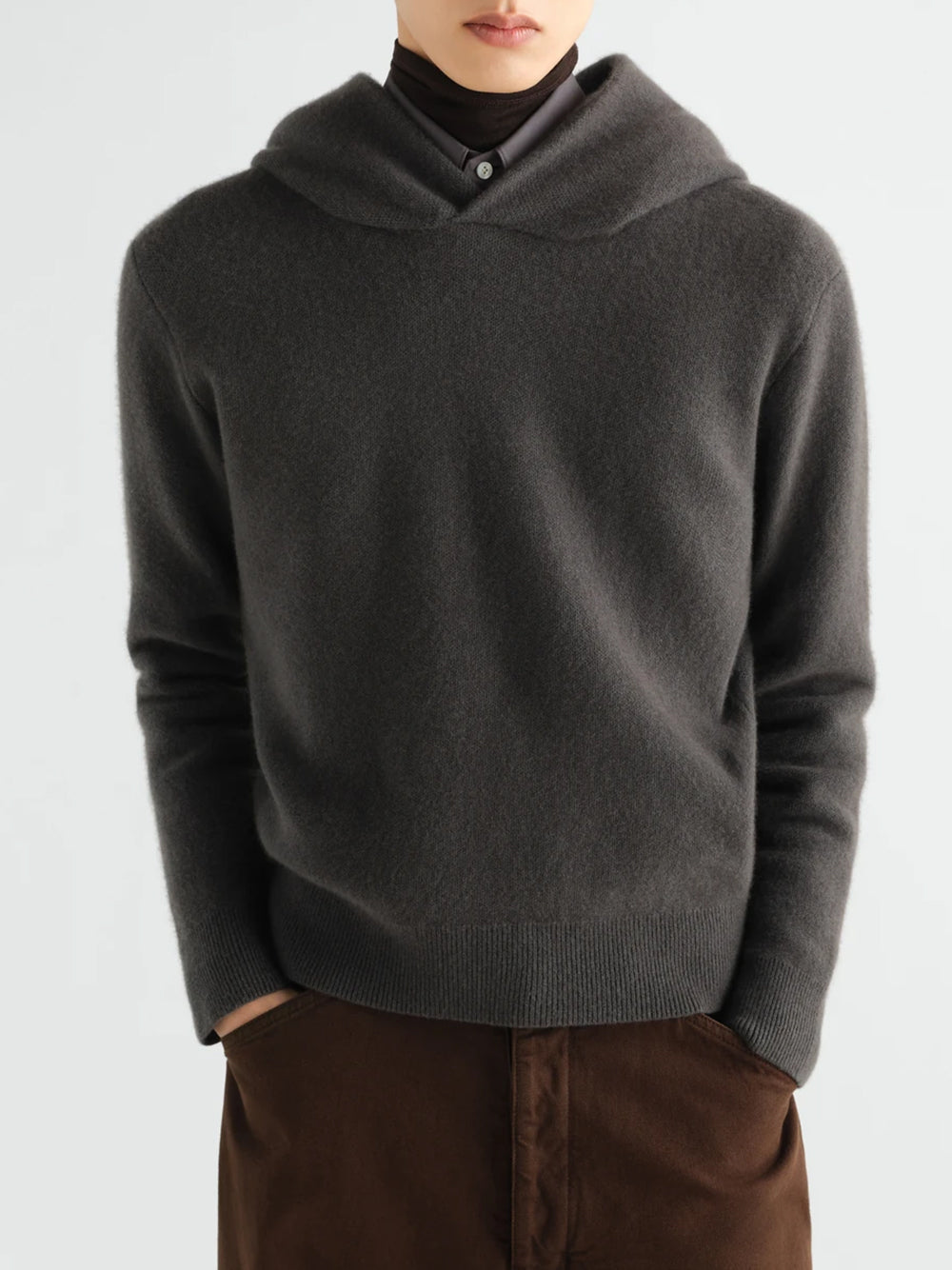 HOODED SWEATER