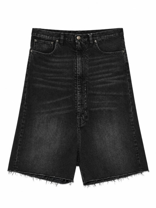 MAISON MARGIELA-Denim shorts with raw cut hem-