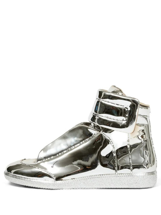 FUTURE MID-TOP