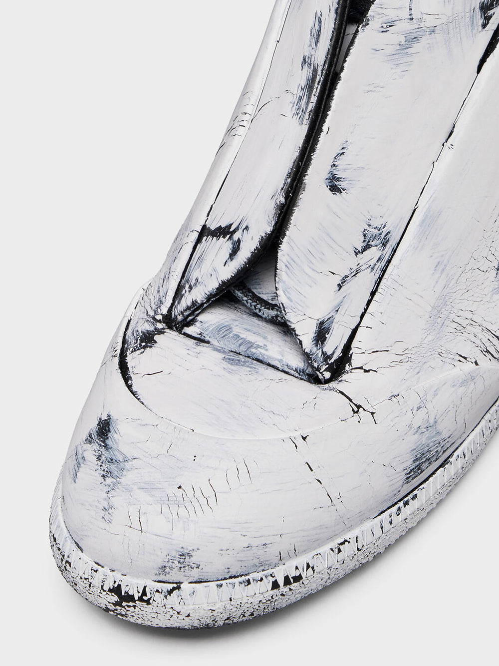 FUTURE MID-TOP